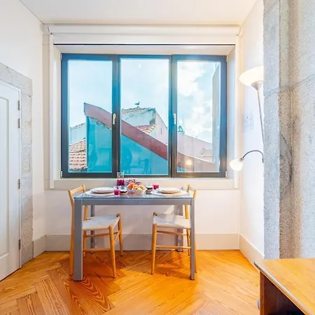 Charming By Upperground Apartment